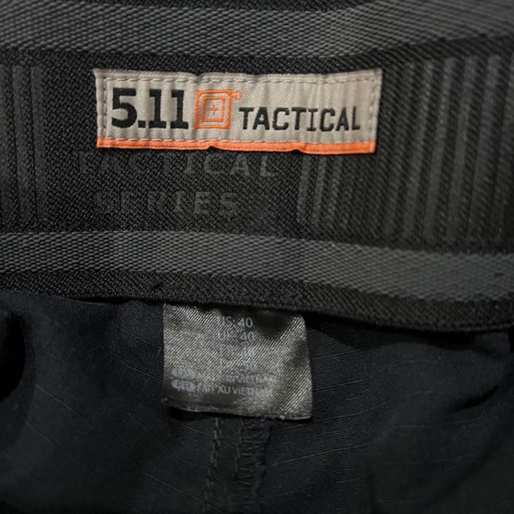 5.11 Tactical Straight Leg Flat Front Pants Men 40 Black Hidden Side Zip Pockets - Picture 5 of 7